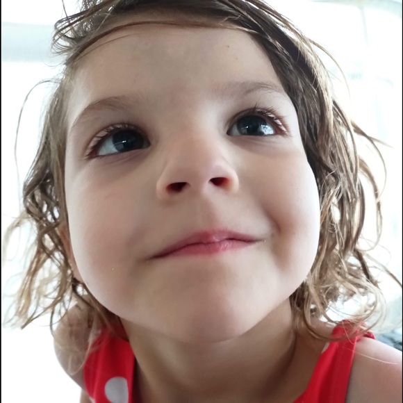 Meet your Posher, Cassandra - Picture 9 of 16